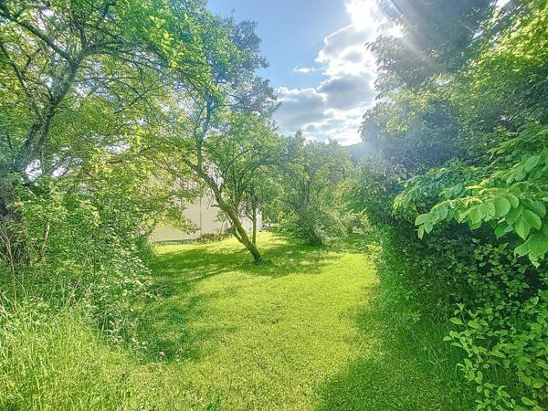 À VENDRE : Terrain constructible de 460m² à Maron?