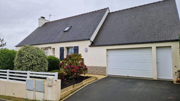 Maison familiale 6 pièces – 105 m² – ST MARTIN DES CHAMPS (29600)