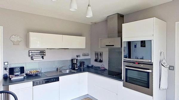 Maison familiale 6 pièces – 105 m² – ST MARTIN DES CHAMPS (29600)