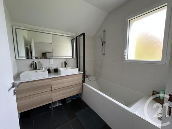 Maison à vendre  5 pièces - 130,58 m2 FOUGERES - 35