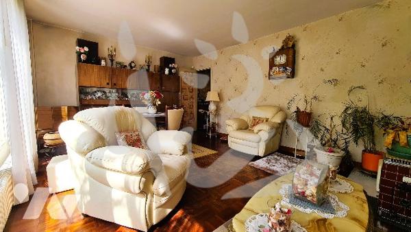 Maison en copro 6pcs 4 # + 1 place pk