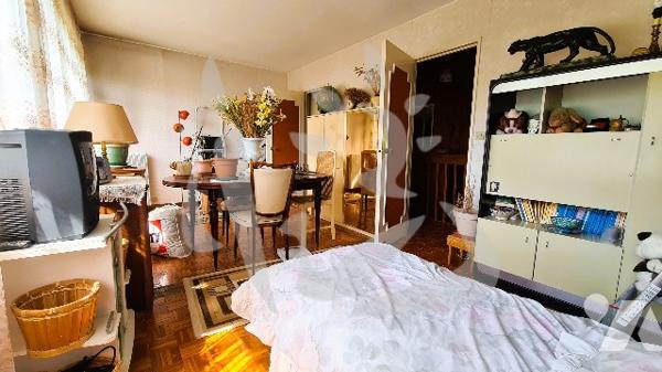 Maison en copro 6pcs 4 # + 1 place pk