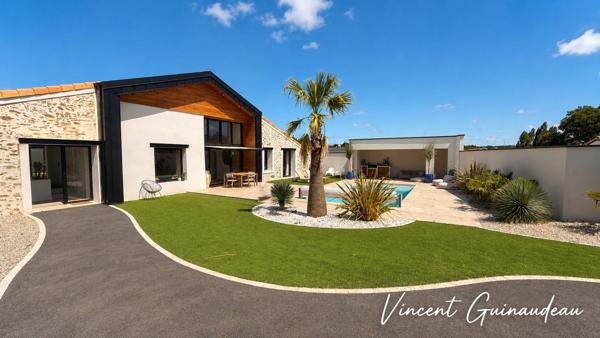 Maison à LA SEGUINIERE, 49280 - 5 pièces 180m²