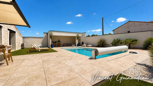 Maison à LA SEGUINIERE, 49280 - 5 pièces 180m²