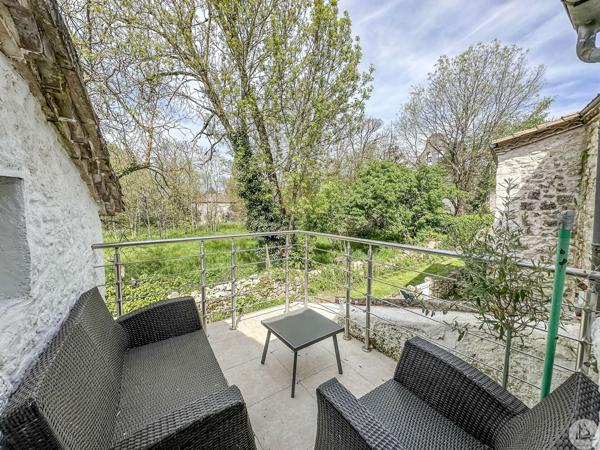 Maison rénovée en village