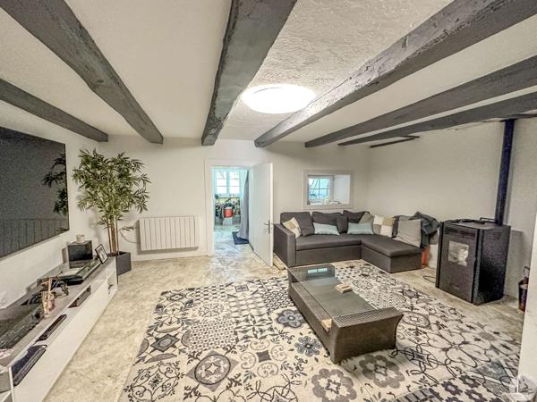 Maison rénovée en village