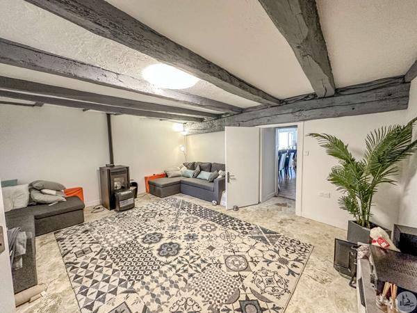 Maison rénovée en village