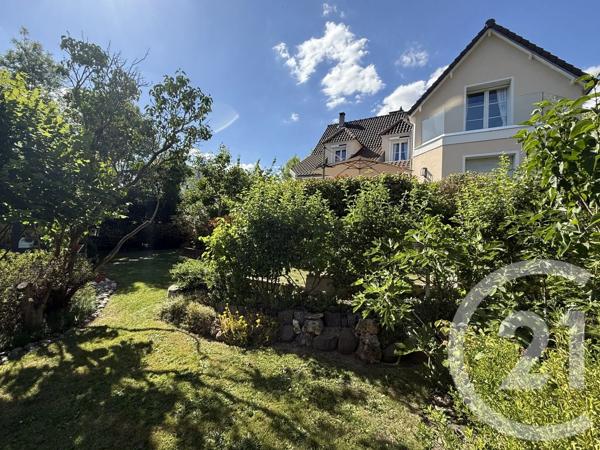 Maison à vendre  8 pièces - 183,21 m 2   LE MESNIL LE ROI  - 78