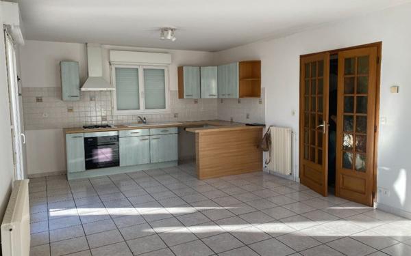 Maison à louer    3 pièces • 73 m2 Floirac