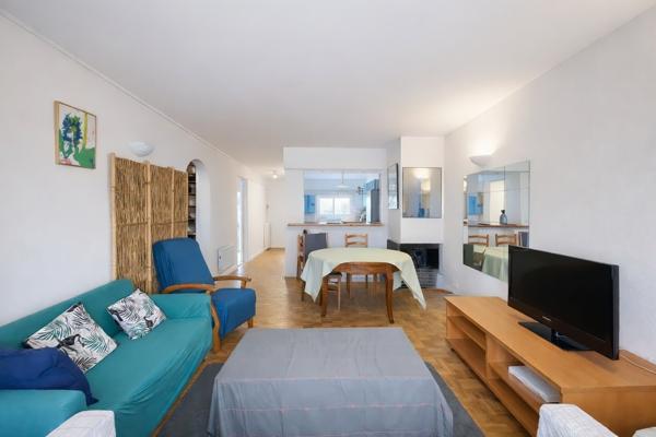 Appartement
         5 pièces
        - 110 m² Exclusivité 179 000 € *