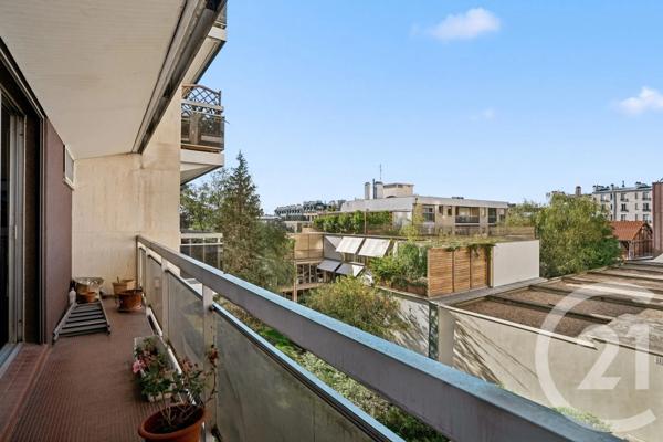 Appartement F5 à vendre  5 pièces - 99,05 m 2   PARIS  - 75011