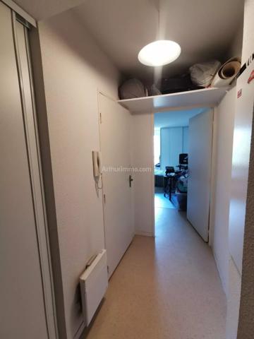 Location                                                      Studio
                        
                     1 pièces                      25 m2                     à Rennes