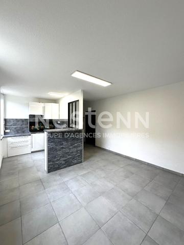 Location appartement T3 entièrement rénové avec parking et vue sur la Cité à Carcassonne