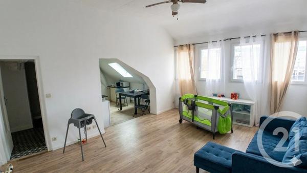 Appartement F2 à vendre  2 pièces - 41,25 m 2   CRECY LA CHAPELLE  - 77