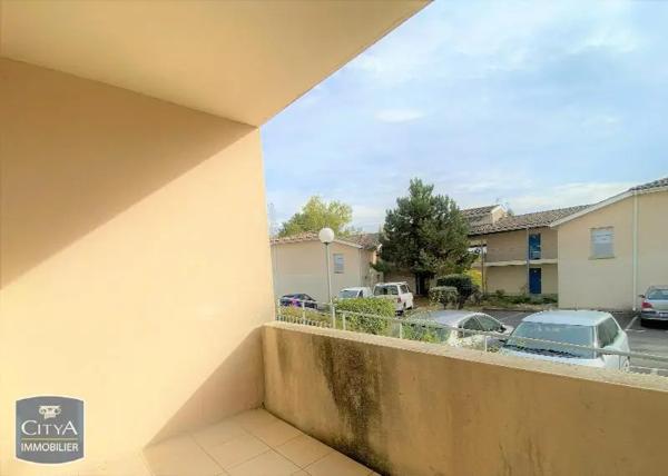 Appartement à louer 2 pièces 47.96m²