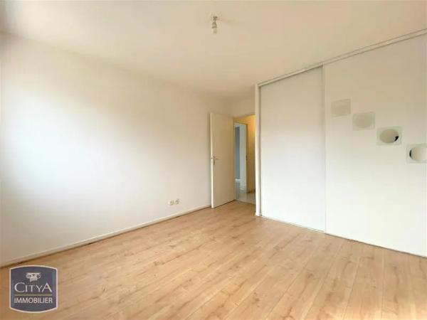 Appartement à louer 2 pièces 47.96m²