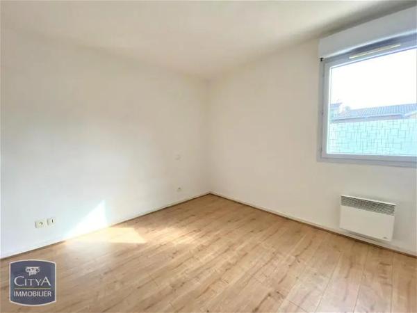 Appartement à louer 2 pièces 47.96m²