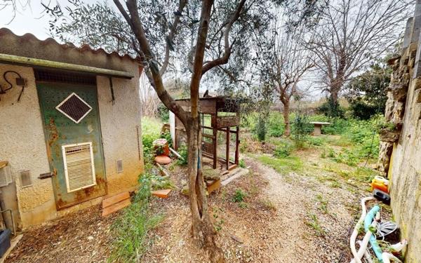 Appartement à vendre    4 pièces • 100,63 m2 Solliès-Ville