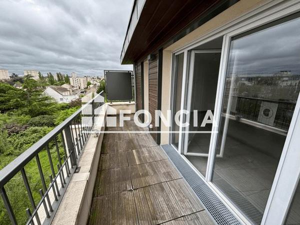 Location Appartement 4 pièces 85.84 m² - 81 AVENUE JEAN JAURES Mantes La Ville 78711