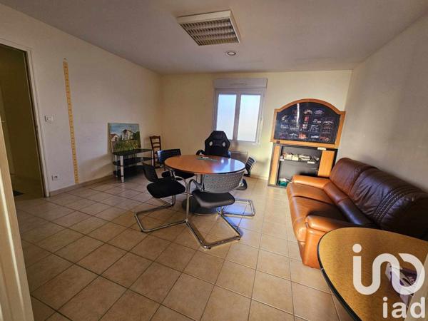 Pavillon 4 pièces de 100 m² à Charmoy (89400)