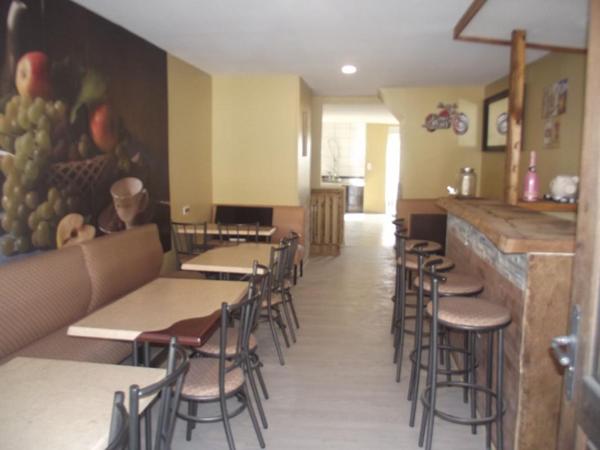 Immeuble fond de commerce