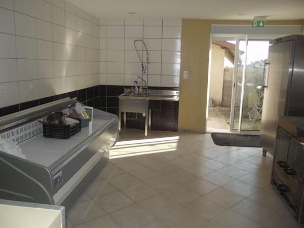 Immeuble fond de commerce