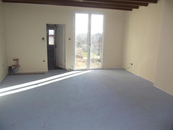 Immeuble fond de commerce