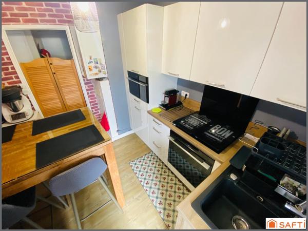 CAUDERAN CENTRE / LIGNE G, BUS 73, 02 /  T4 3CHBRES / RESIEDENCE VERDOYANTE / DERNIER ETAGE / CAVE / PARKING !