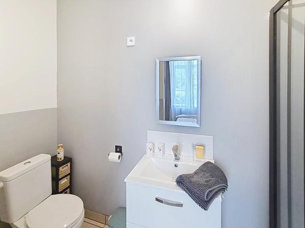 Maison
         4 pièces
        - 80 m² 320 000 € *