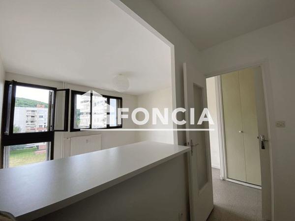 Location Studio 29.11 m² - CHATEAU C Echirolles 38130