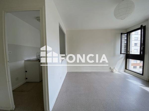 Location Studio 29.11 m² - CHATEAU C Echirolles 38130