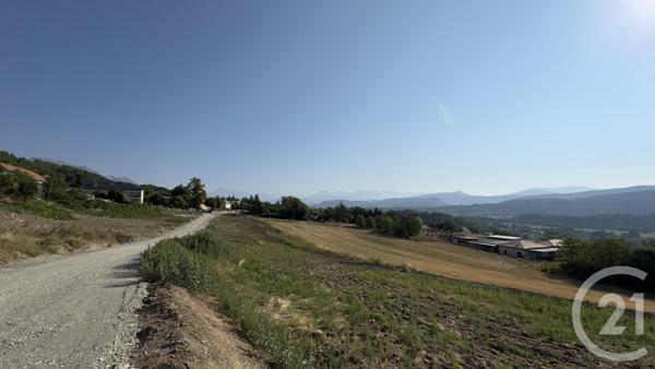 Terrain à vendre  797 m2 NEFFES - 05