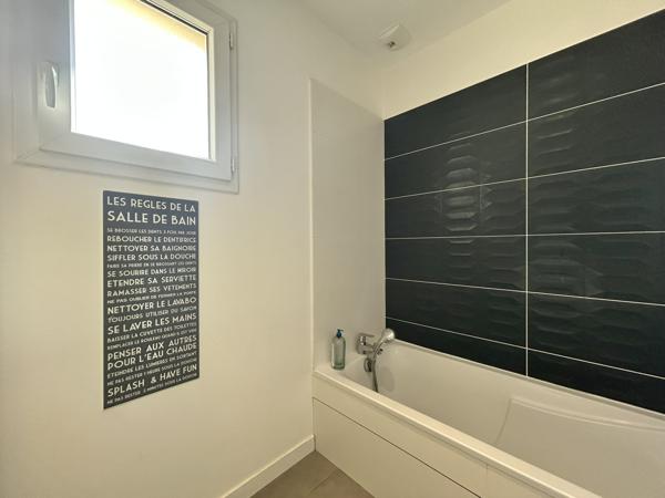 Maison 5 pièce(s) 4 chambre(s) 104 m²