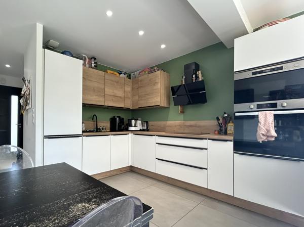 Maison 5 pièce(s) 4 chambre(s) 104 m²