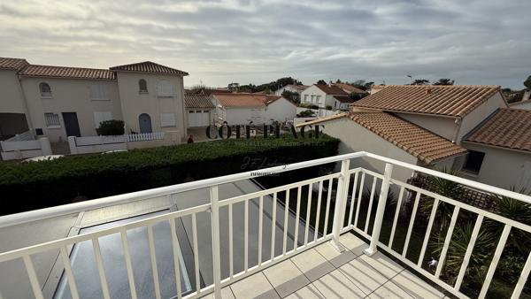 Vaux-sur-Mer (17640) VAUX-SUR-MER 200m de la plage Maison 3 chambres au prix de 514.500 € HAI