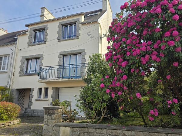 Quimper Quartier Prisé du “Frugy”, Maison de Famille (5 Chambres) Avec Garage & Jardin