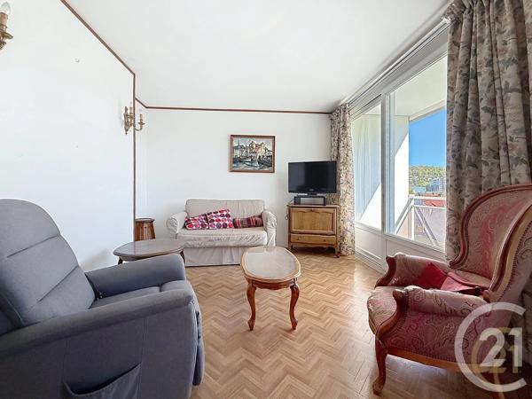 Appartement F4 à vendre  4 pièces - 83,20 m 2   MAROMME  - 76