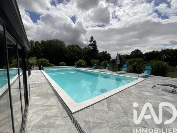 Maison à vendre 6 pièces 235 m² Sainte-Soulle