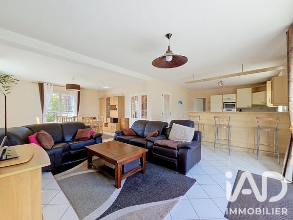 Maison à vendre 6 pièces 172 m² Guichainville