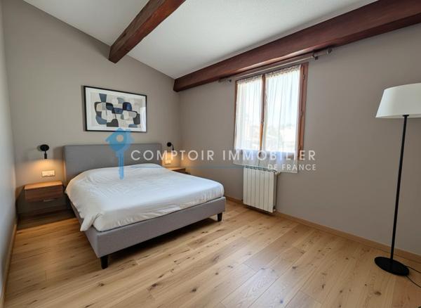 Villa
                                                                                                                                                                                                                                                                                                                        5 pièce(s)                                                                                                                                                                                                          4 chambre(s)                                                                                                                                                                                                          147  m²