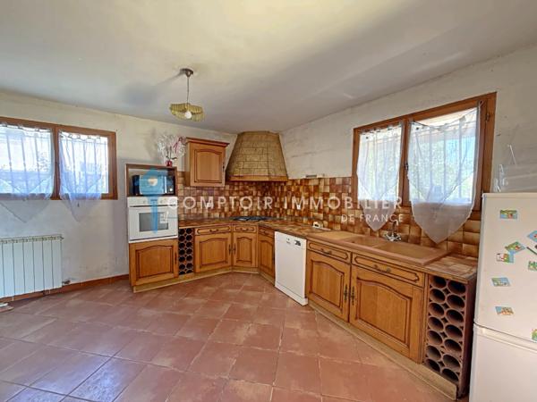 Villa
                                                                                                                                                                                                                                                                                                                        5 pièce(s)                                                                                                                                                                                                          4 chambre(s)                                                                                                                                                                                                          147  m²
