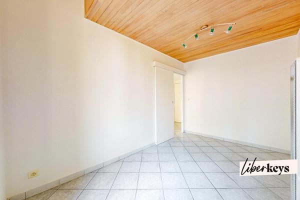 🏡 T2 43 m² – Séjour 21 m² – Dressing – Métro Chartreux