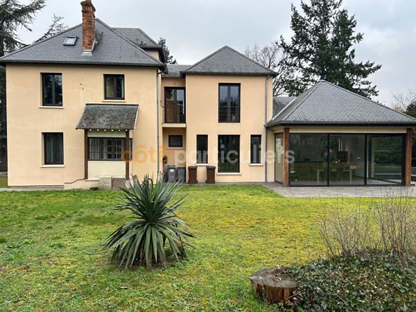 Vente
                Terrain250 m² - VILLENEUVE LE ROI (94290)