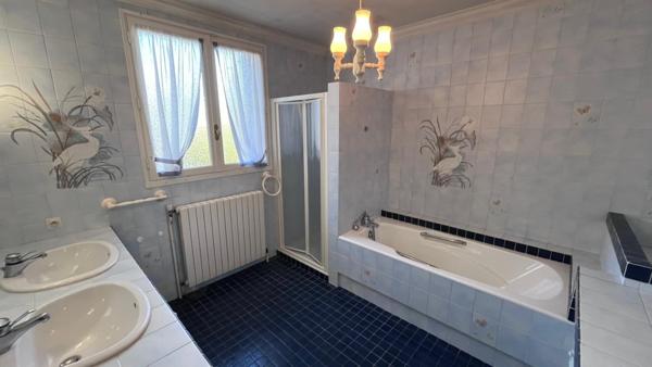 Idéalement suitée et de bonne facture