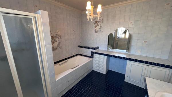 Idéalement suitée et de bonne facture