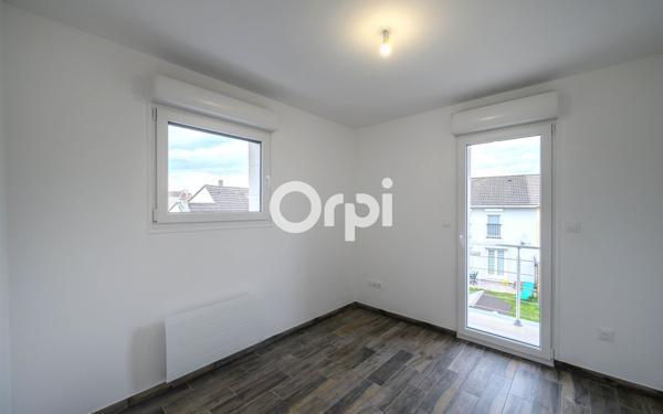 Maison à vendre    4 pièces • 144 m2 Petite-Forêt