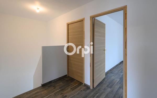 Maison à vendre    4 pièces • 144 m2 Petite-Forêt