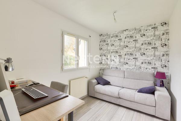 A VENDRE Maison Yffiniac, 3 chambres + 1 bureau, terrain sans vis à vis clos et arboré, en impasse