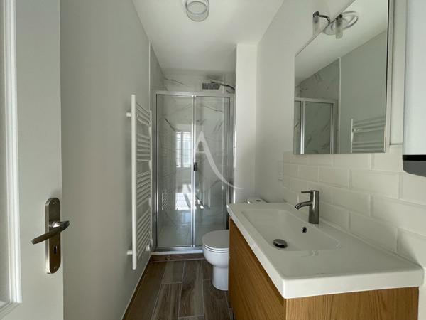Appartement Saintes 2 pièce(s) 32.60 m2