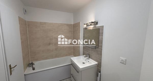 Location Appartement 2 pièces 50 m² - Gonesse 95500